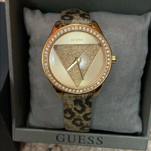 Leopard Guess Watch